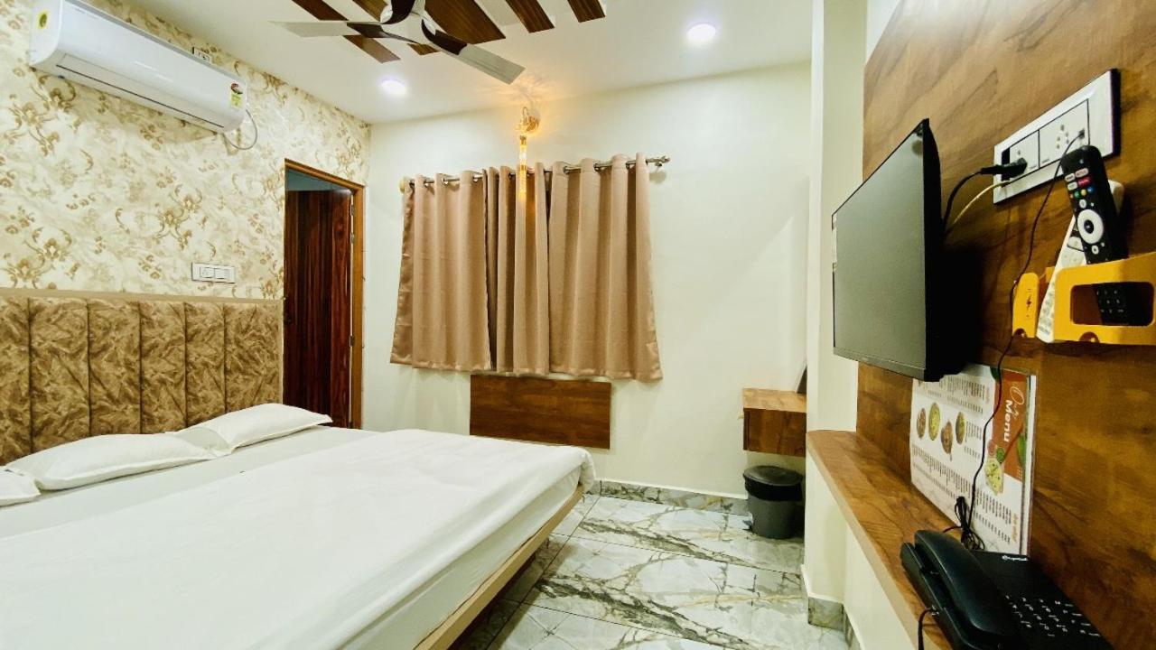 Hotel Malay Inn Ujjain Εξωτερικό φωτογραφία