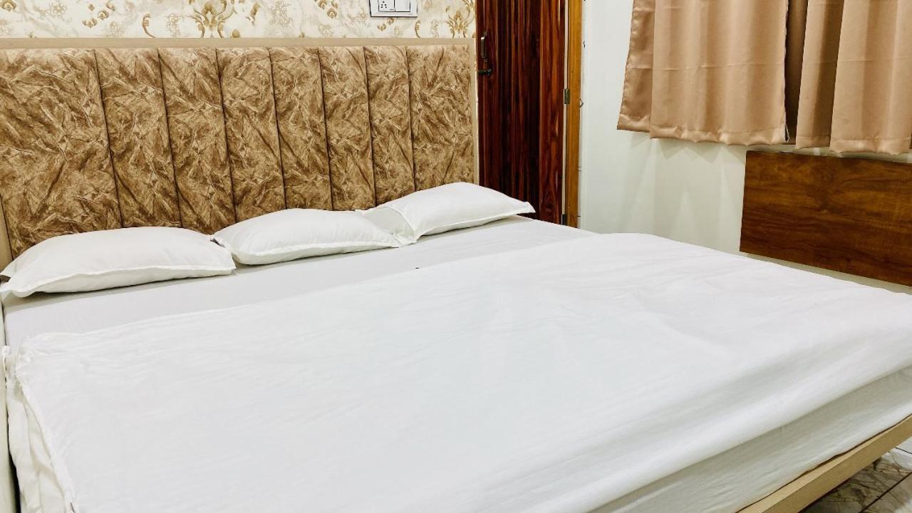 Hotel Malay Inn Ujjain Εξωτερικό φωτογραφία