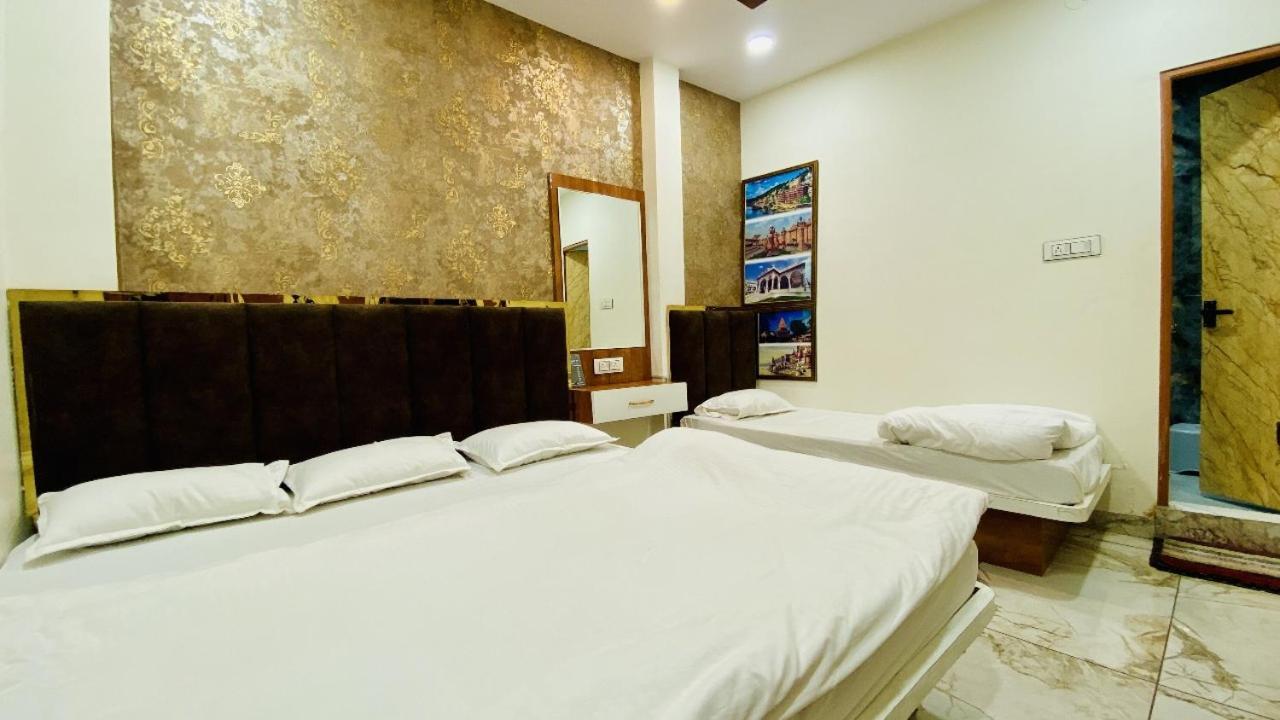 Hotel Malay Inn Ujjain Εξωτερικό φωτογραφία