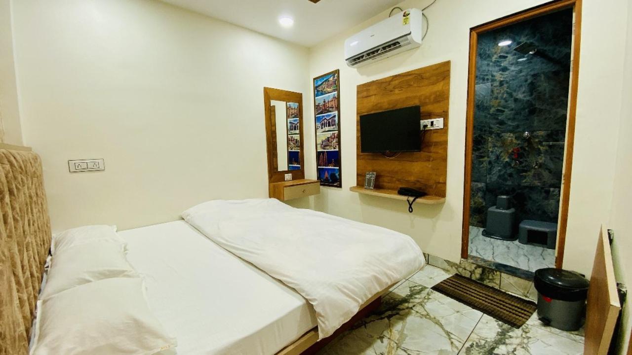 Hotel Malay Inn Ujjain Εξωτερικό φωτογραφία