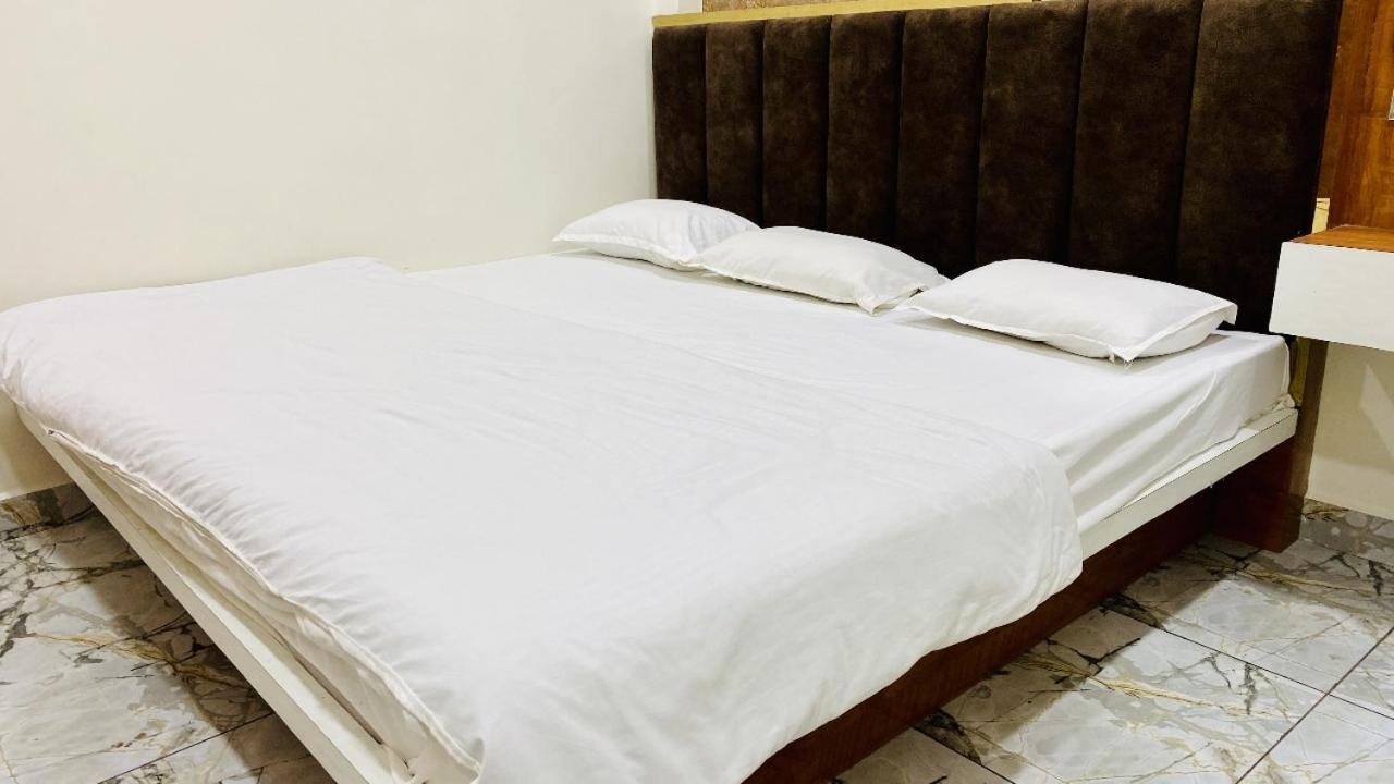 Hotel Malay Inn Ujjain Εξωτερικό φωτογραφία