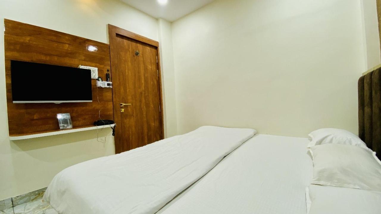 Hotel Malay Inn Ujjain Εξωτερικό φωτογραφία